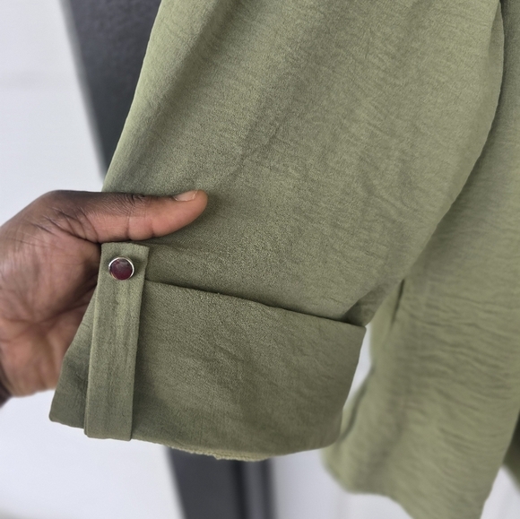 Cocomo Womens Tunic Shirt Blouse 3X Plus Green Roll Tab Sleeve - Picture 7 of 11